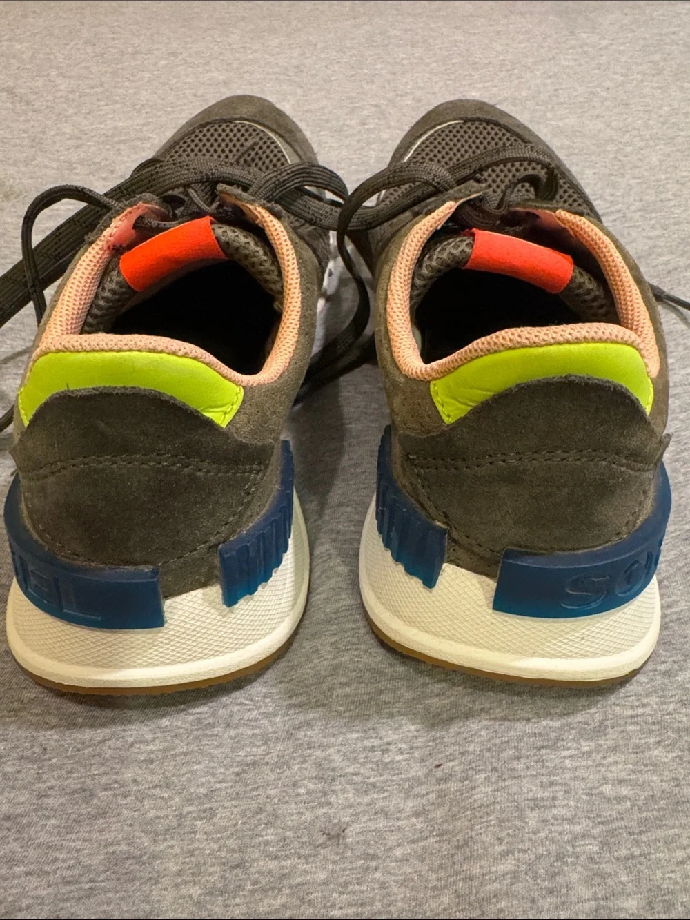 Sorel Kinetic Lite Lace Olive Green Sneakers with Pink and Blue Accents